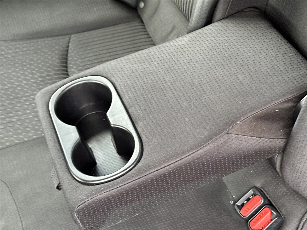 Toyota Prius  2016 Toyota Prius  2016