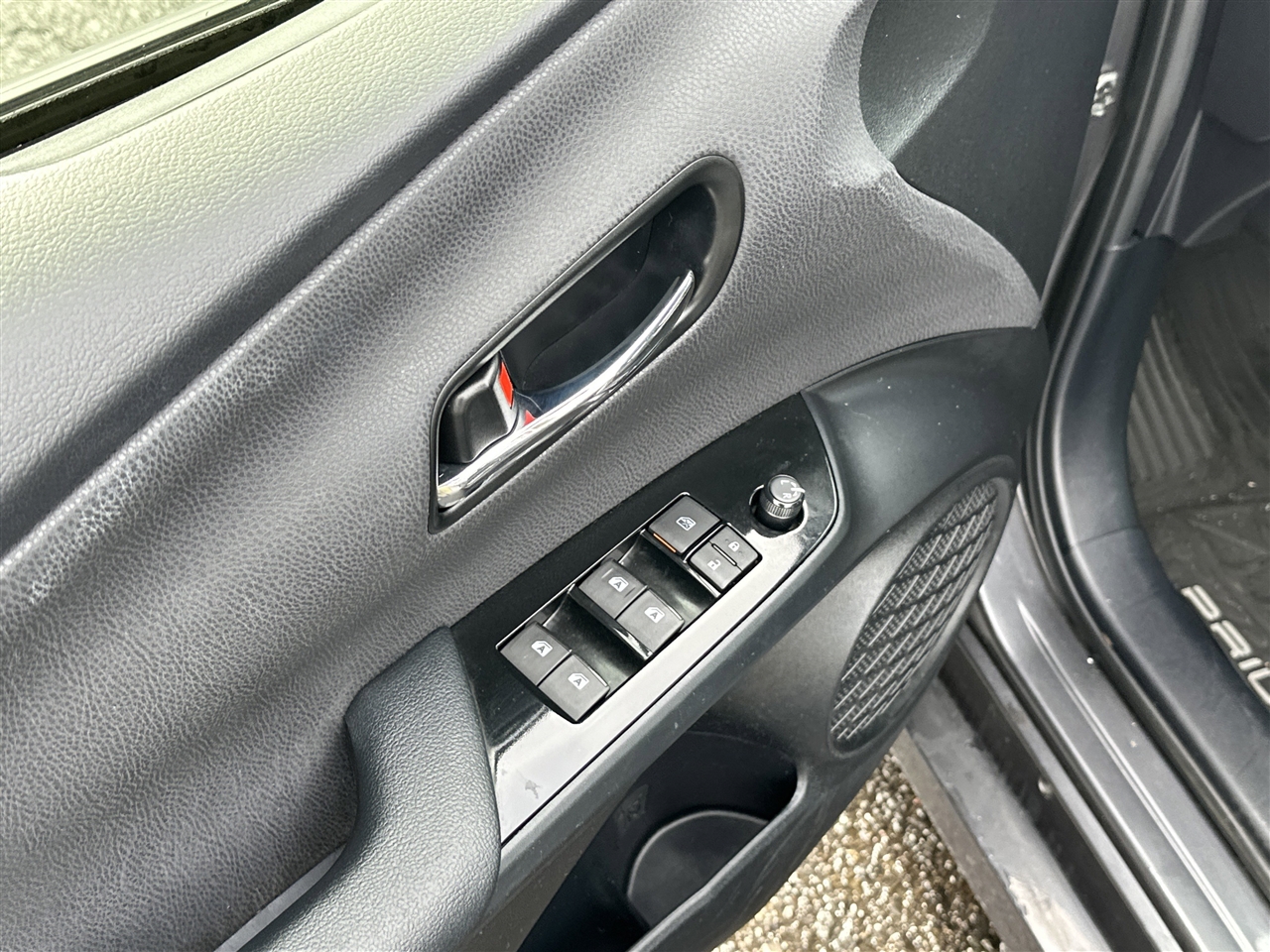 Toyota Prius  2016 Toyota Prius  2016