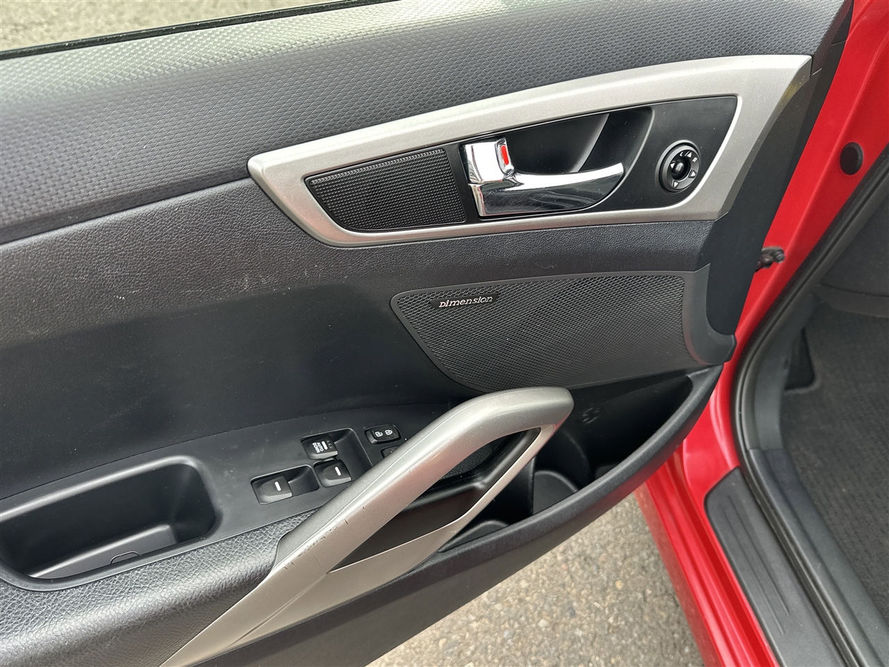 Hyundai Veloster Base 6MT 2017 Hyundai Veloster Base 6MT 2017