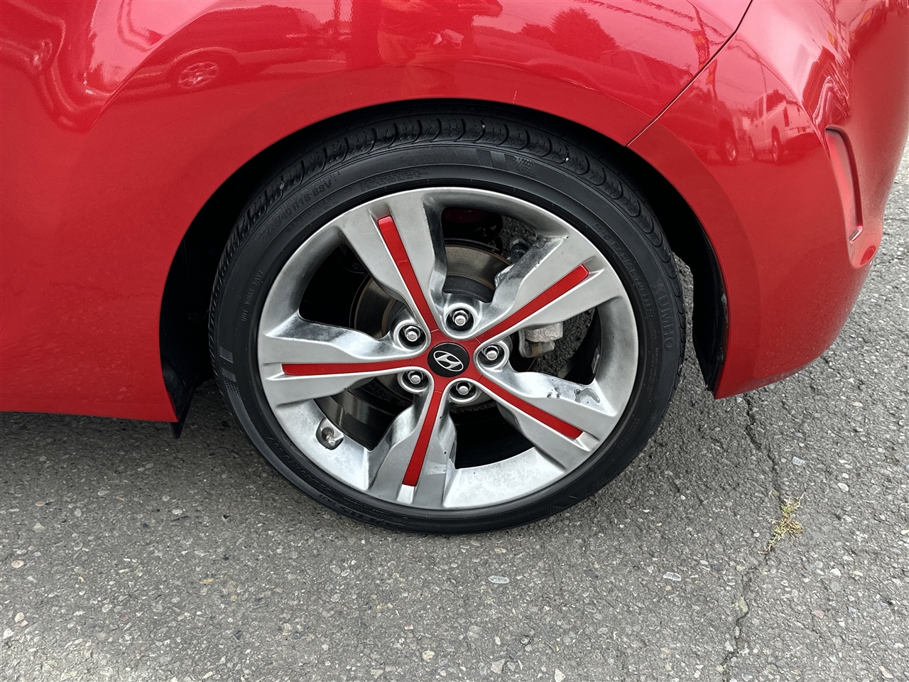 Hyundai Veloster Base 6MT 2017 Hyundai Veloster Base 6MT 2017