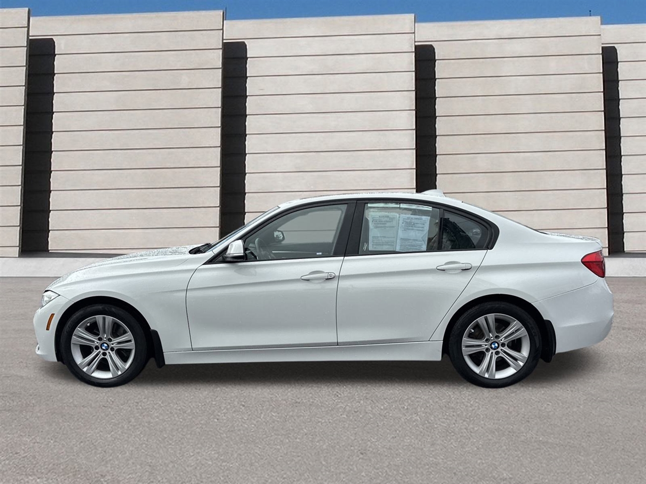 BMW 3-Series 328i xDrive Sedan 2016 BMW 3-Series 328i xDrive Sedan 2016