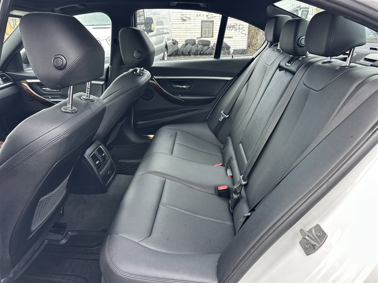 BMW 3-Series 328i xDrive Sedan 2016 BMW 3-Series 328i xDrive Sedan 2016