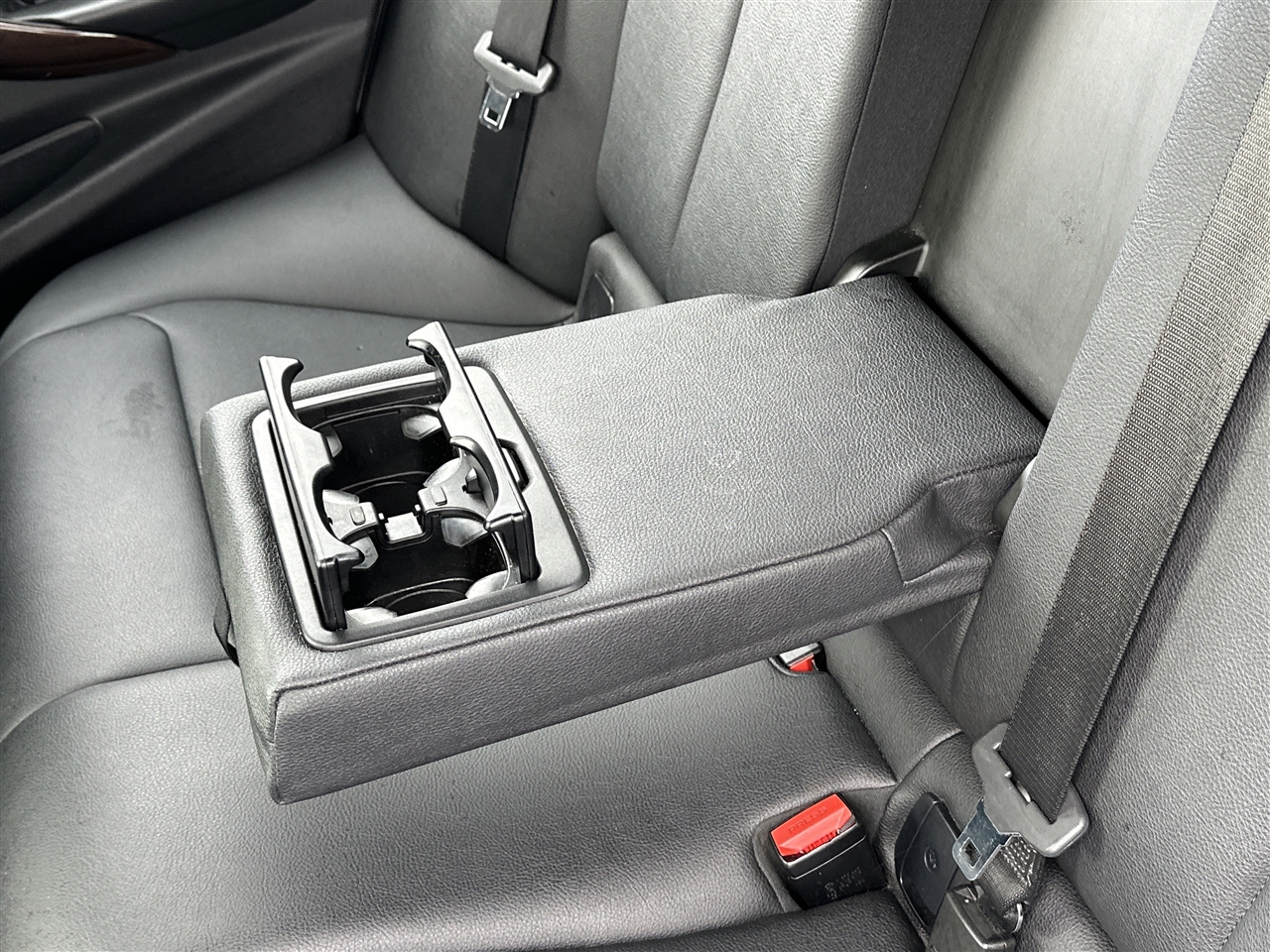 BMW 3-Series 328i xDrive Sedan 2016 BMW 3-Series 328i xDrive Sedan 2016