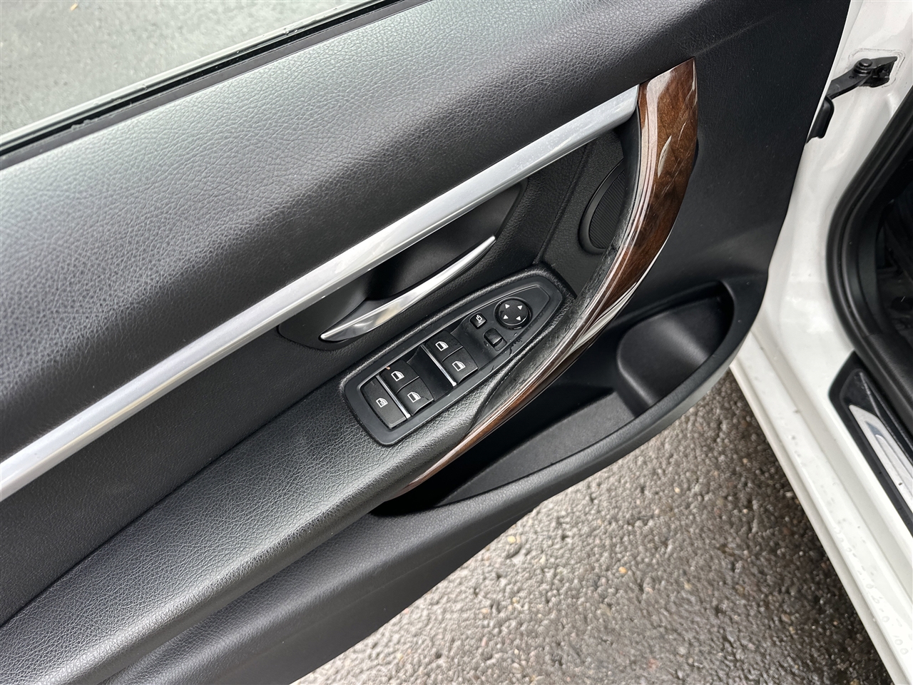 BMW 3-Series 328i xDrive Sedan 2016 BMW 3-Series 328i xDrive Sedan 2016