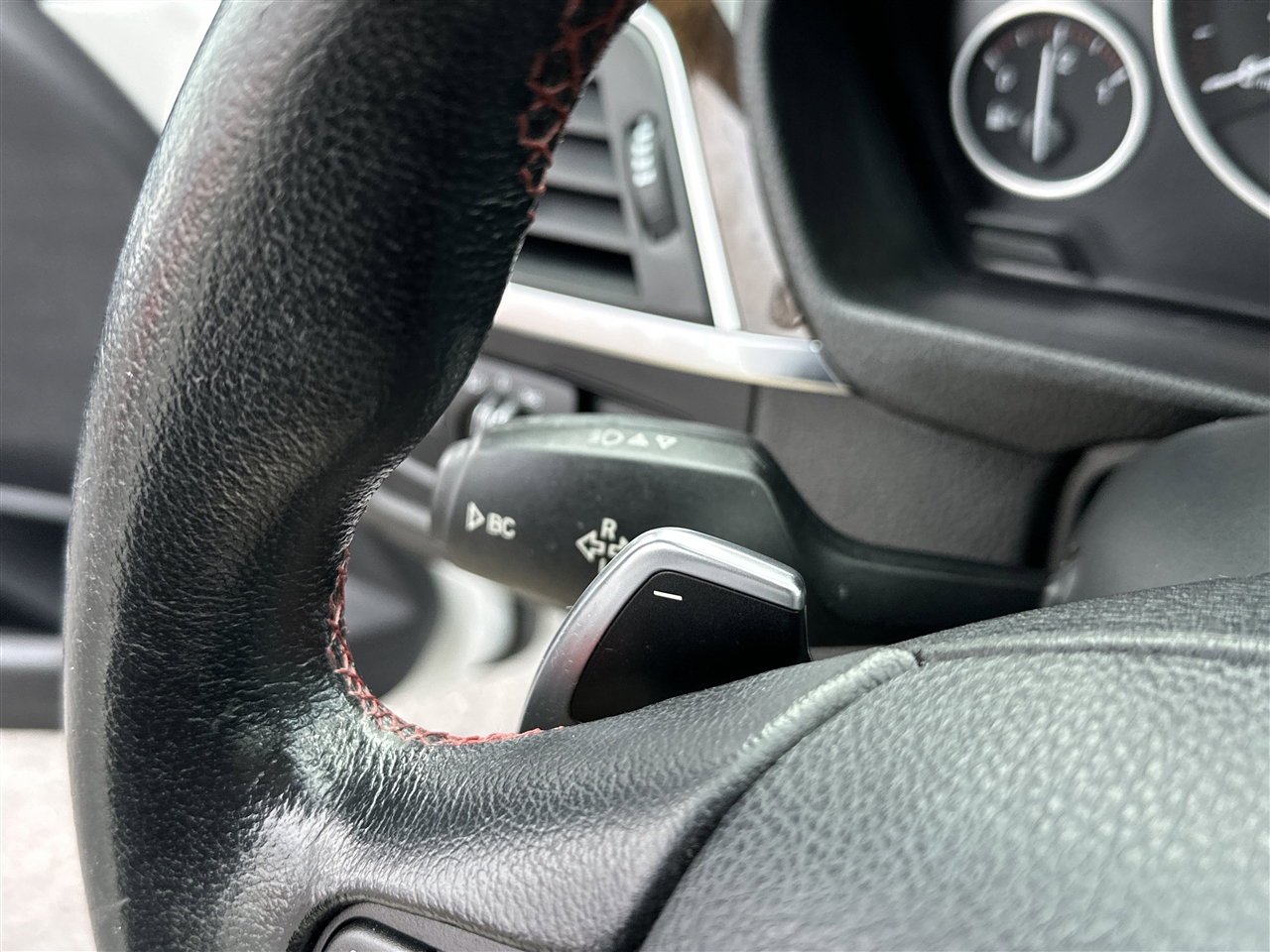 BMW 3-Series 328i xDrive Sedan 2016 BMW 3-Series 328i xDrive Sedan 2016