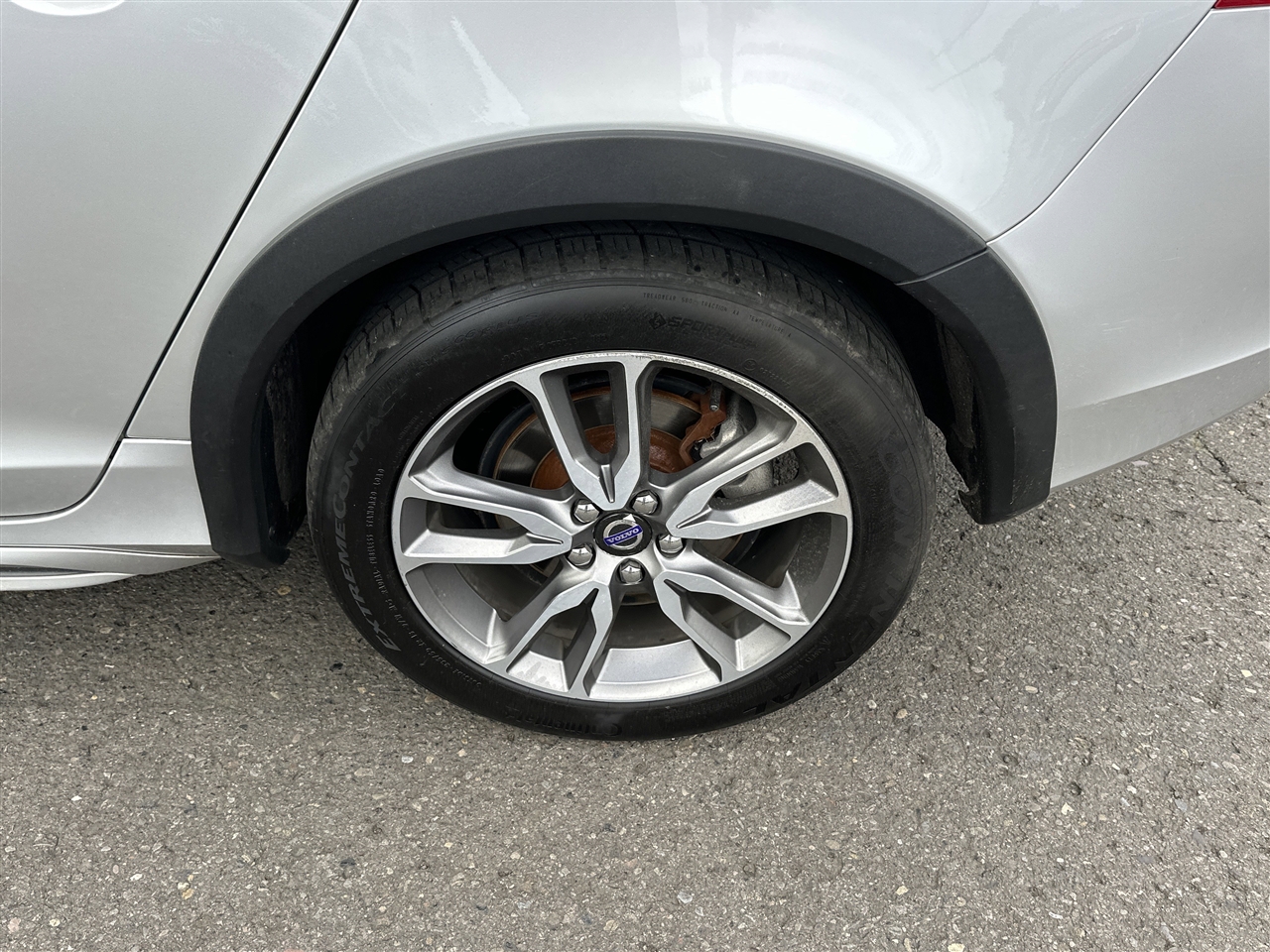 Volvo V60 Cross Country T5 2016 Volvo V60 Cross Country T5 2016