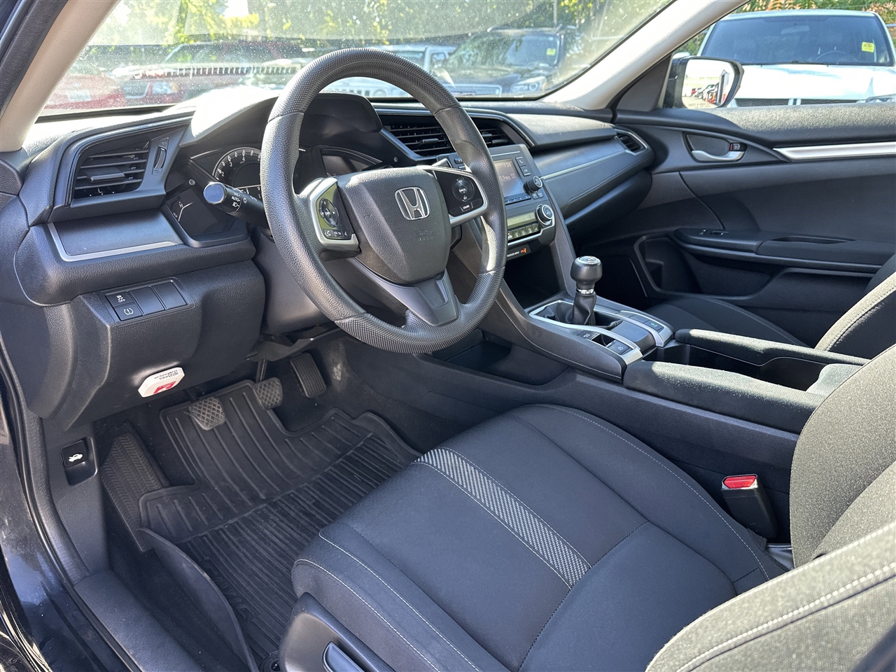 Honda Civic LX Sedan 6MT 2016 Honda Civic LX Sedan 6MT 2016