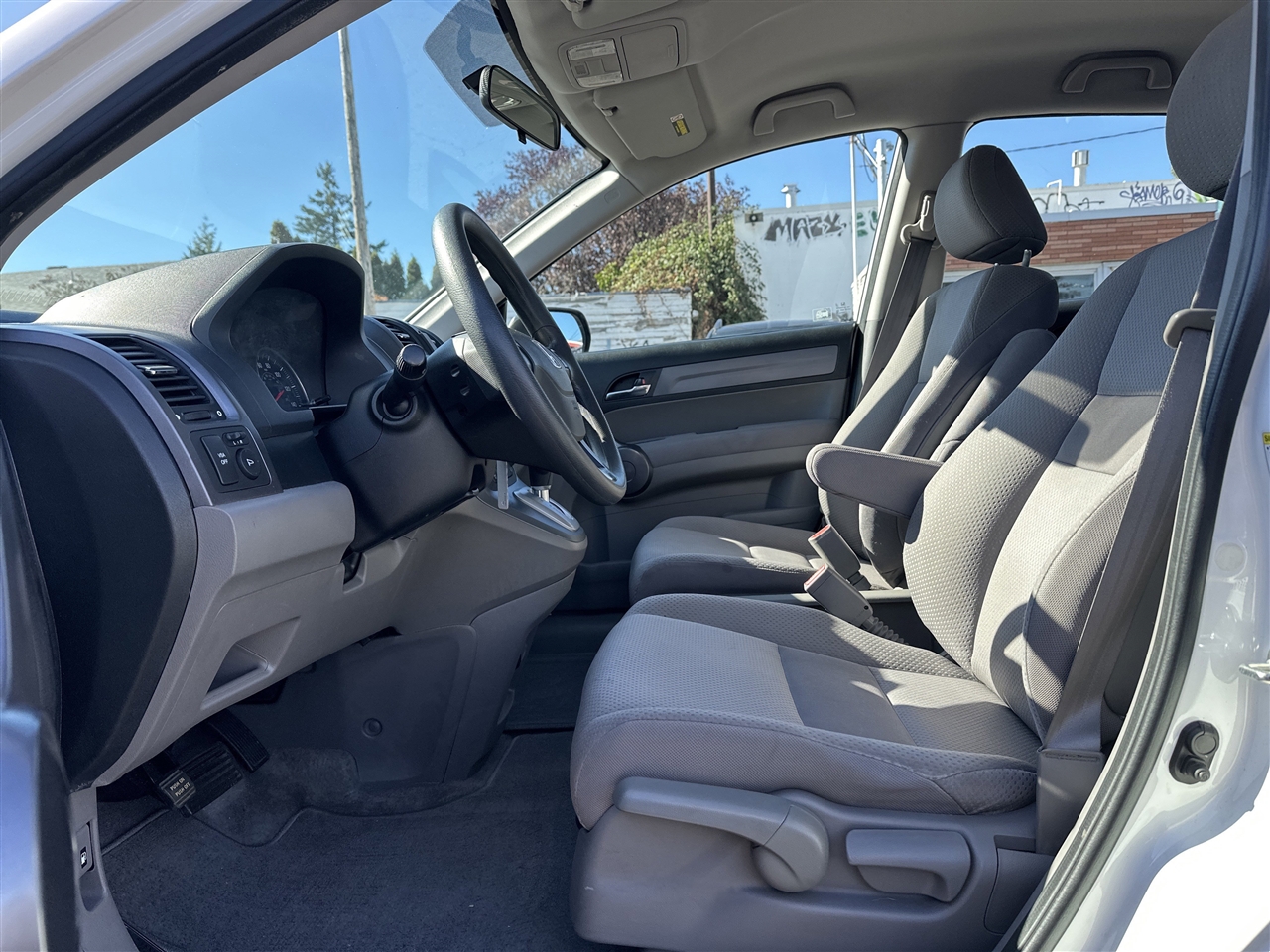 Honda CR-V LX 2WD 5-Speed AT 2009 Honda CR-V LX 2WD 5-Speed AT 2009