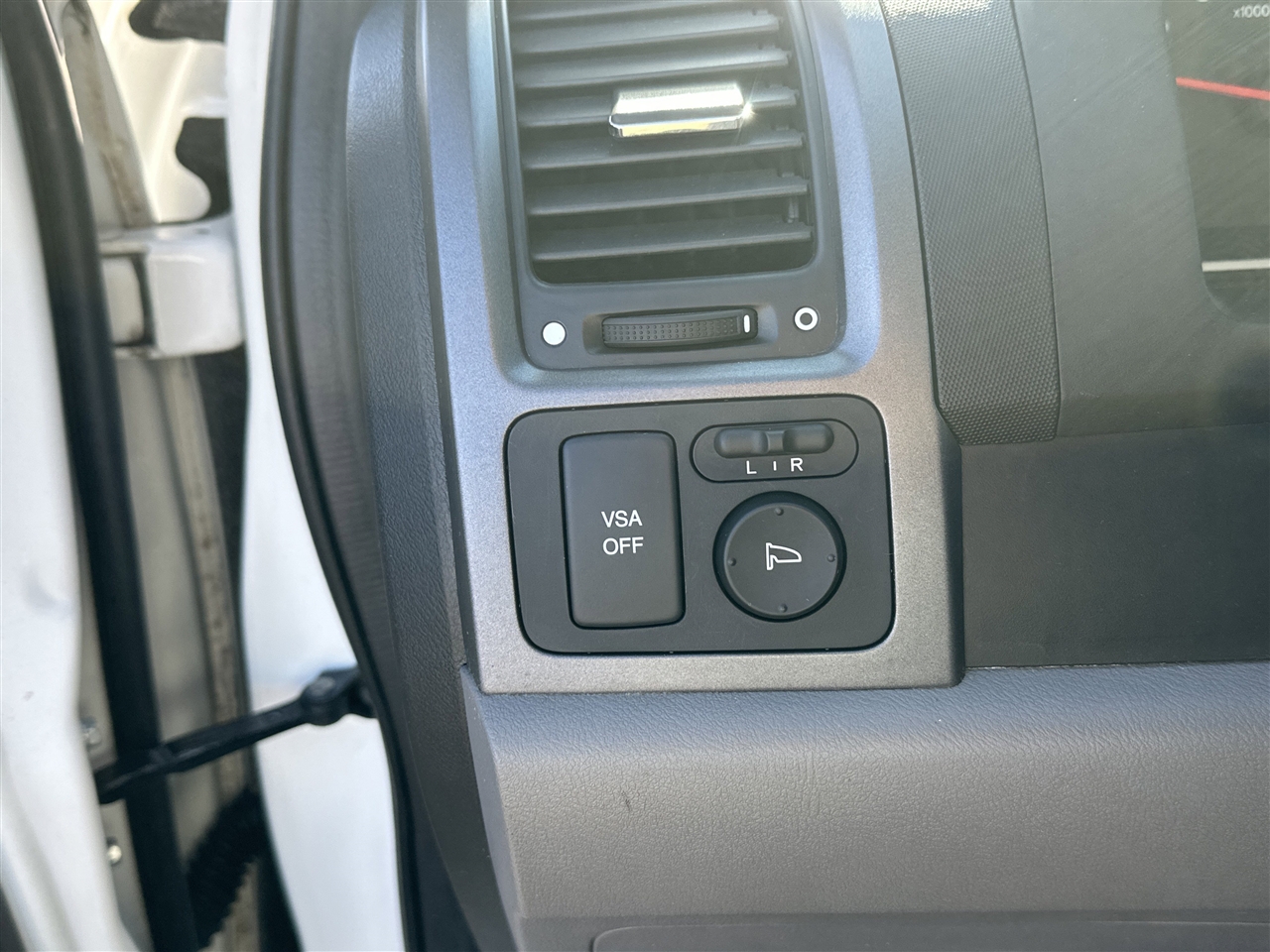 Honda CR-V LX 2WD 5-Speed AT 2009 Honda CR-V LX 2WD 5-Speed AT 2009