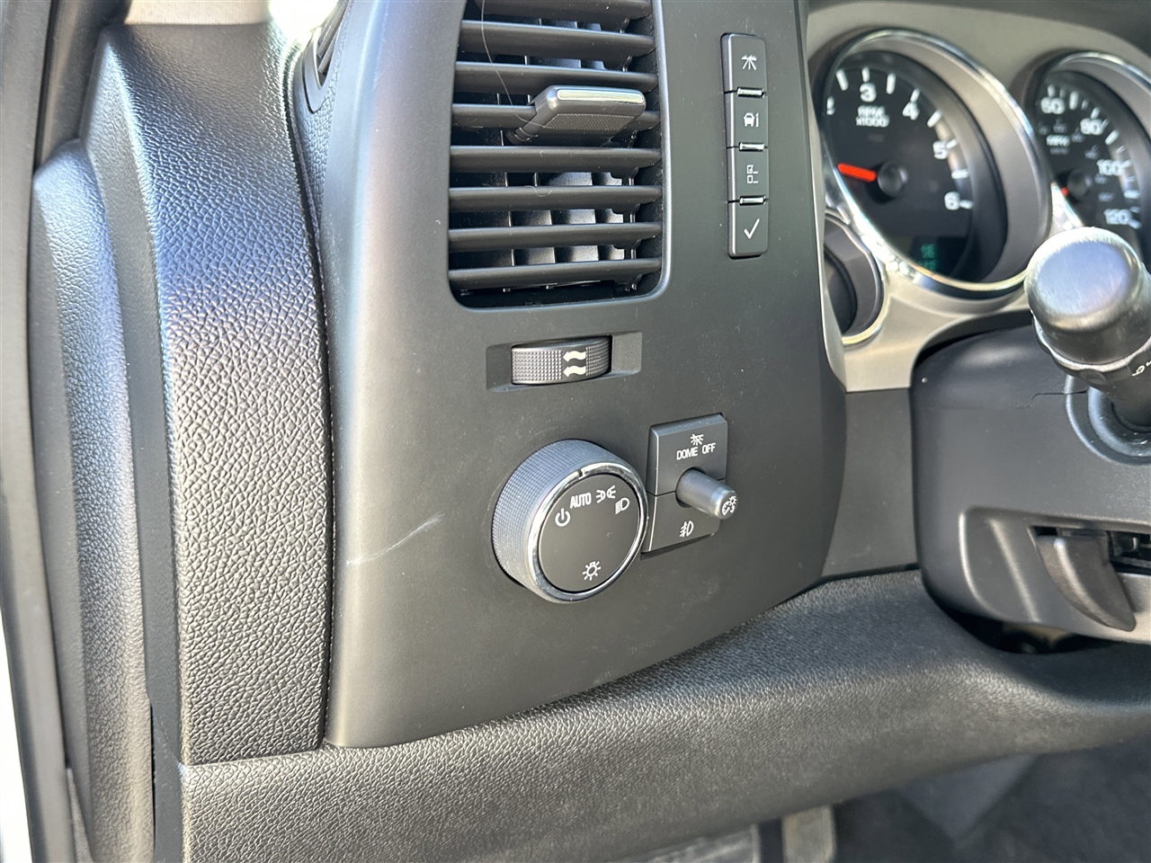 GMC Sierra 1500 SLE Crew Cab 2WD 2013 GMC Sierra 1500 SLE Crew Cab 2WD 2013