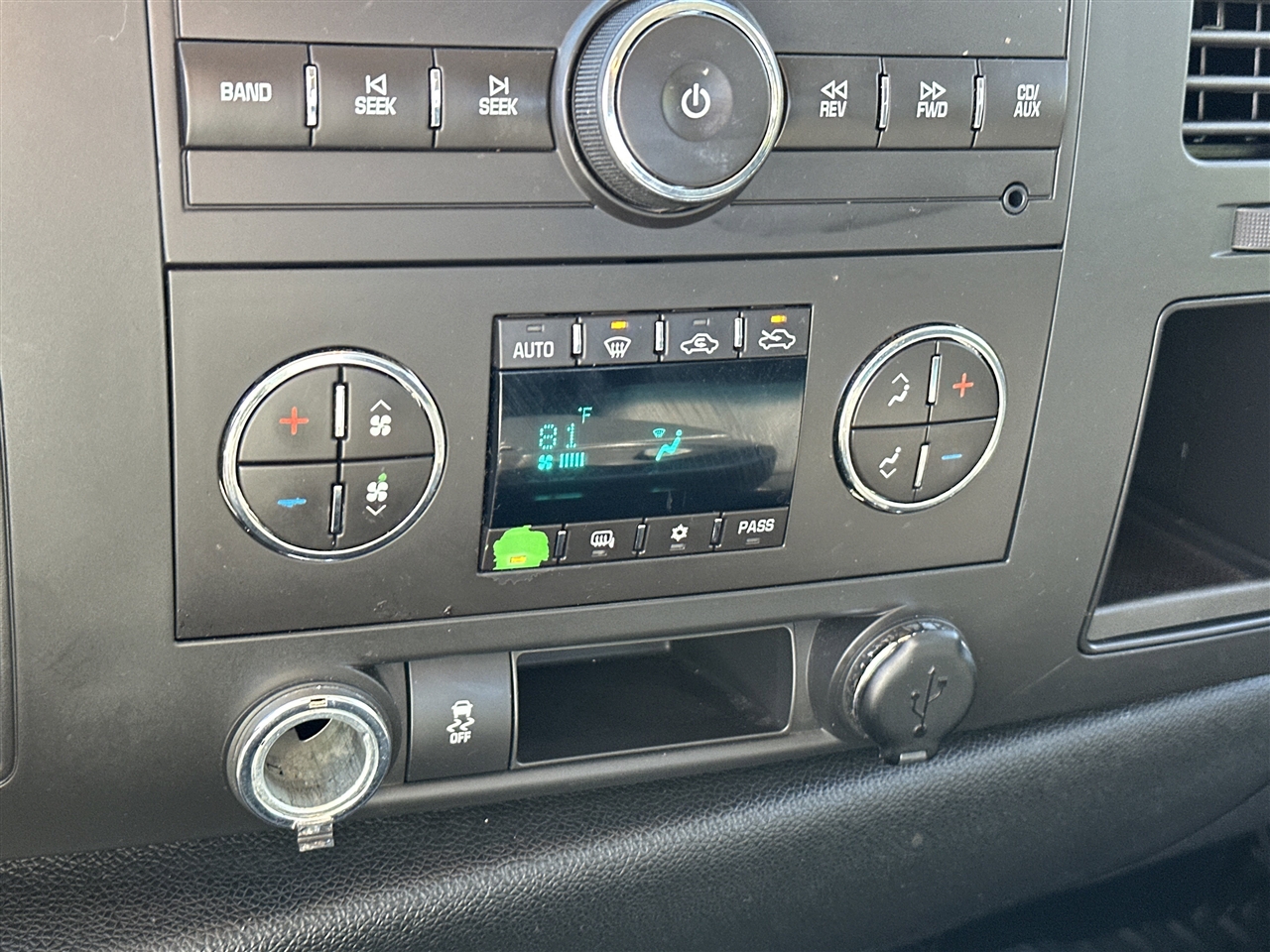 GMC Sierra 1500 SLE Crew Cab 2WD 2013 GMC Sierra 1500 SLE Crew Cab 2WD 2013