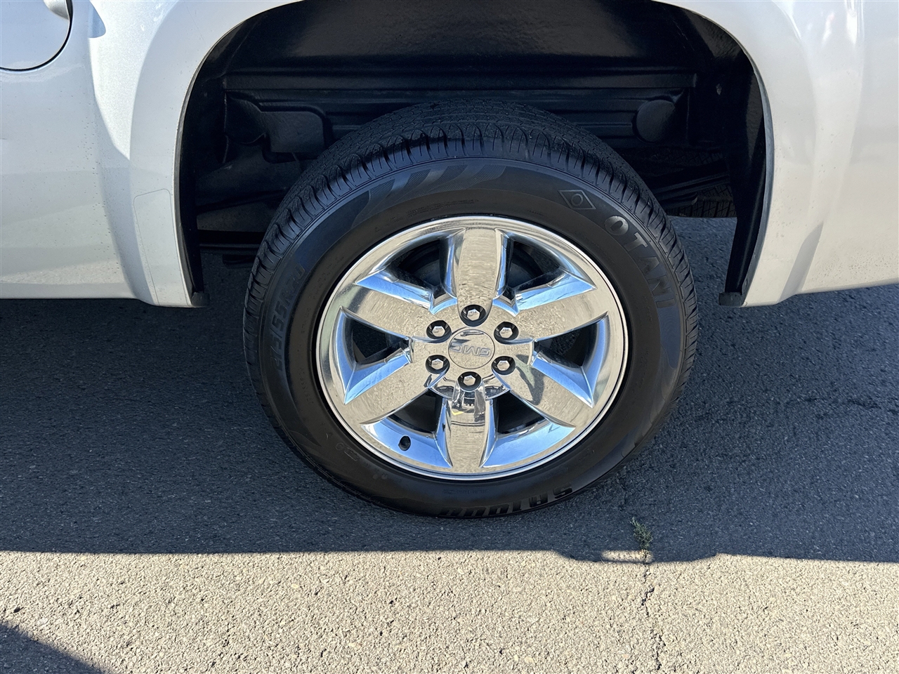 GMC Sierra 1500 SLE Crew Cab 2WD 2013 GMC Sierra 1500 SLE Crew Cab 2WD 2013