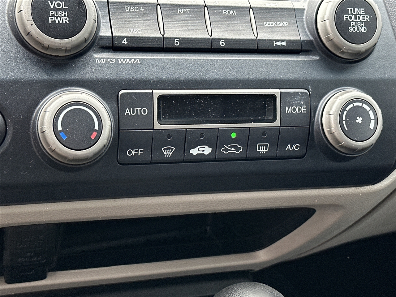 Honda Civic Hybrid CVT AT-PZEV with Navigation 2008 Honda Civic Hybrid CVT AT-PZEV with Navigation 2008