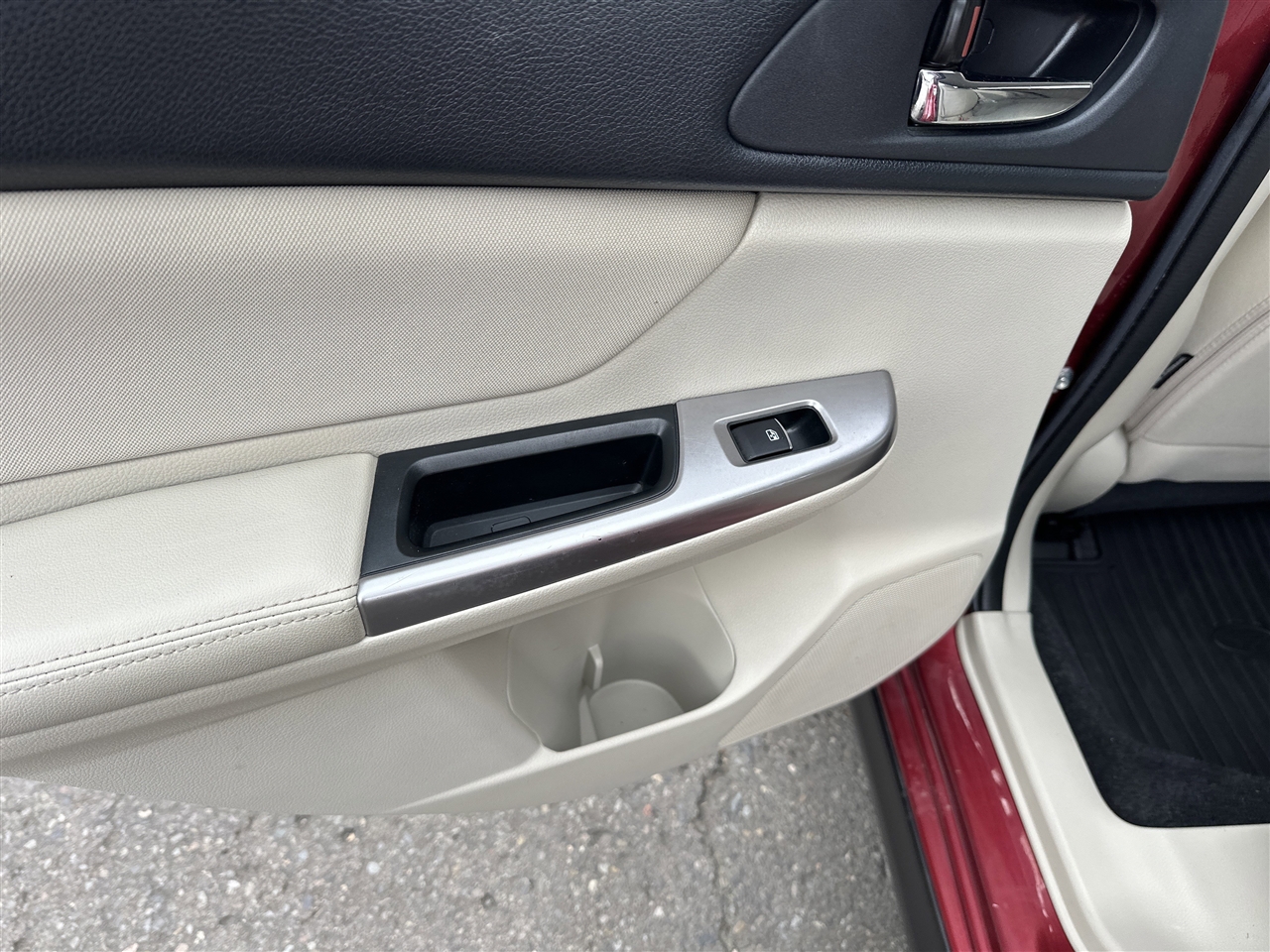 Subaru XV Crosstrek 2.0i Premium PZEV CVT 2015 Subaru XV Crosstrek 2.0i Premium PZEV CVT 2015