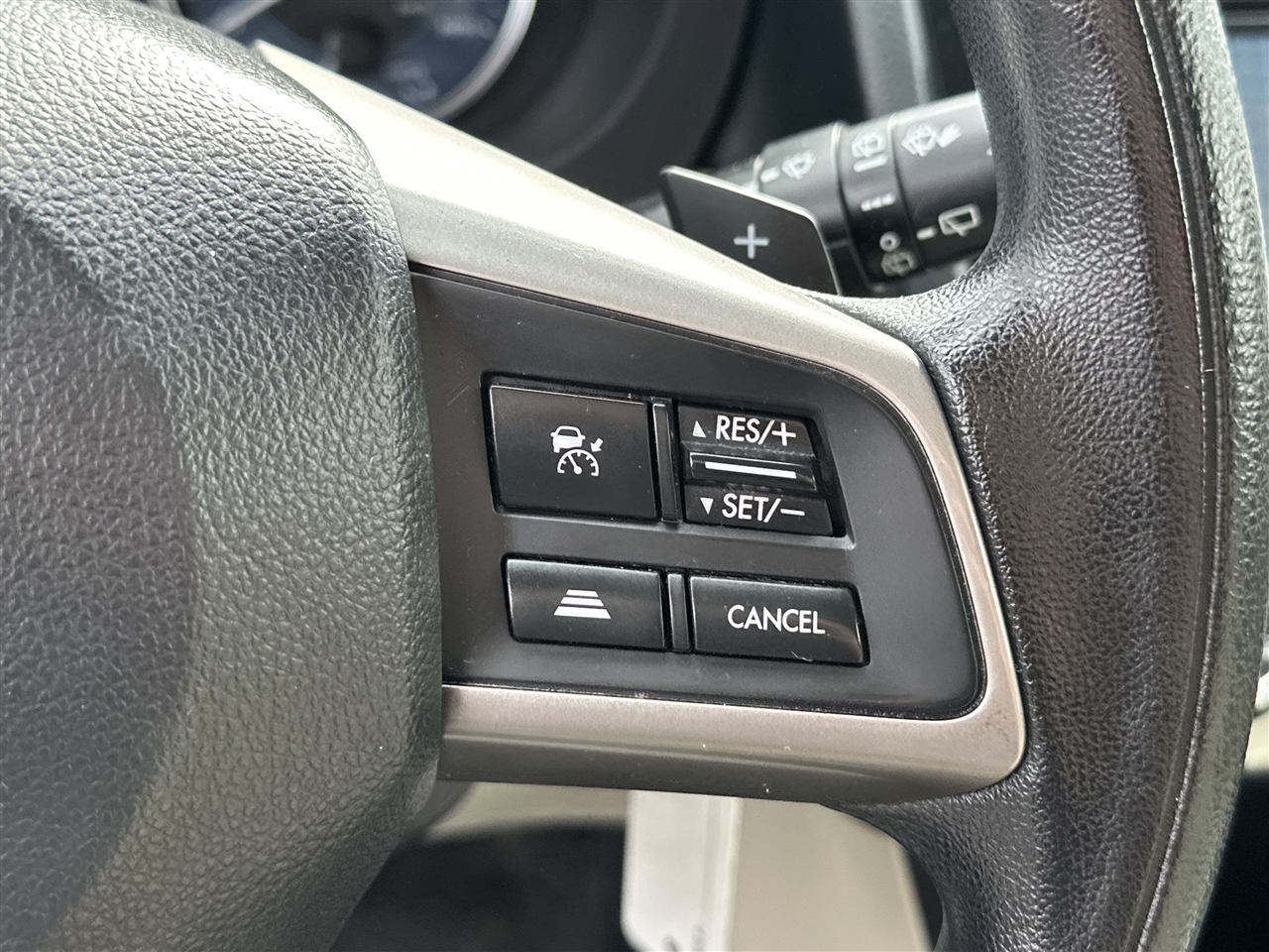 Subaru XV Crosstrek 2.0i Premium PZEV CVT 2015 Subaru XV Crosstrek 2.0i Premium PZEV CVT 2015