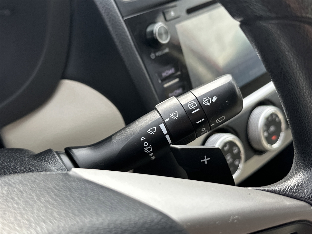 Subaru XV Crosstrek 2.0i Premium PZEV CVT 2015 Subaru XV Crosstrek 2.0i Premium PZEV CVT 2015