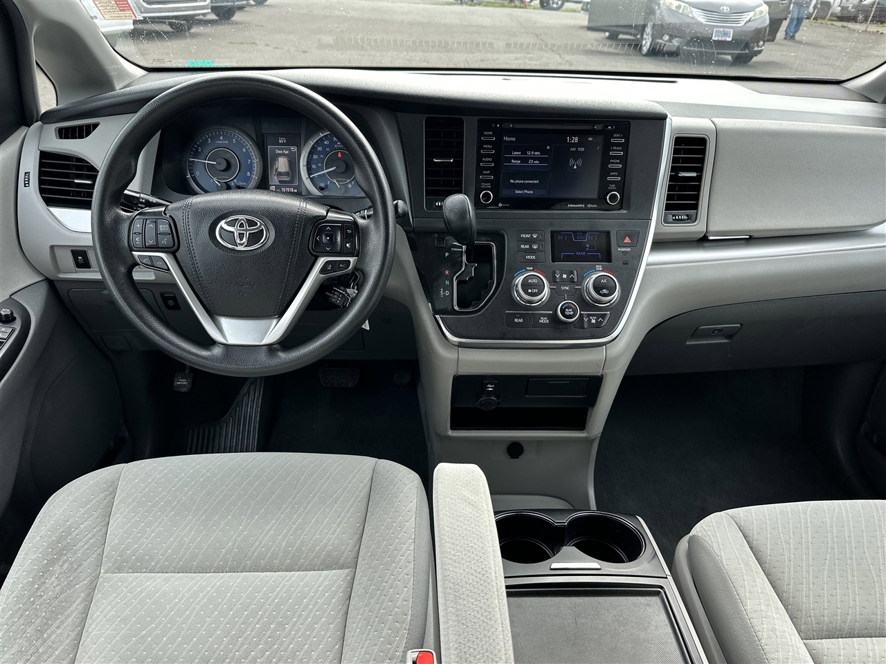 Toyota Sienna LE 8-Passenger 2019 Toyota Sienna LE 8-Passenger 2019