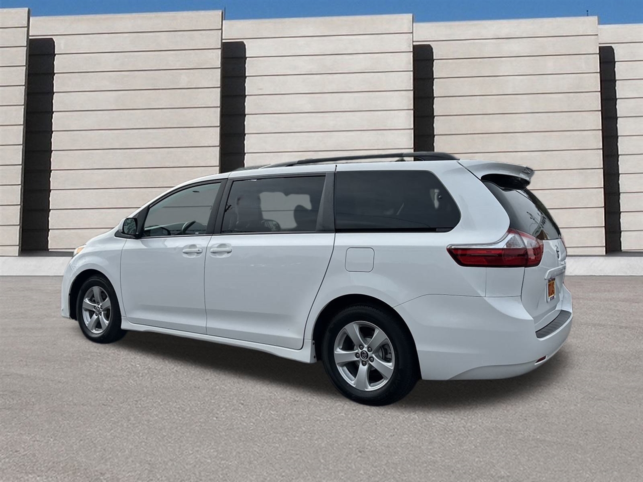 Toyota Sienna LE 8-Passenger 2019 Toyota Sienna LE 8-Passenger 2019