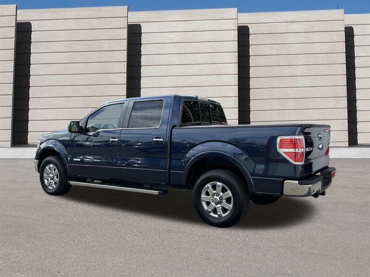 Ford F-150 Lariat SuperCrew 5.5-ft. Bed 4WD 2014 Ford F-150 Lariat SuperCrew 5.5-ft. Bed 4WD 2014