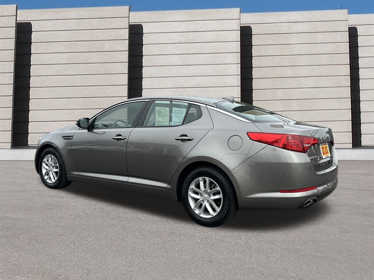 Kia Optima LX MT 2013 Kia Optima LX MT 2013