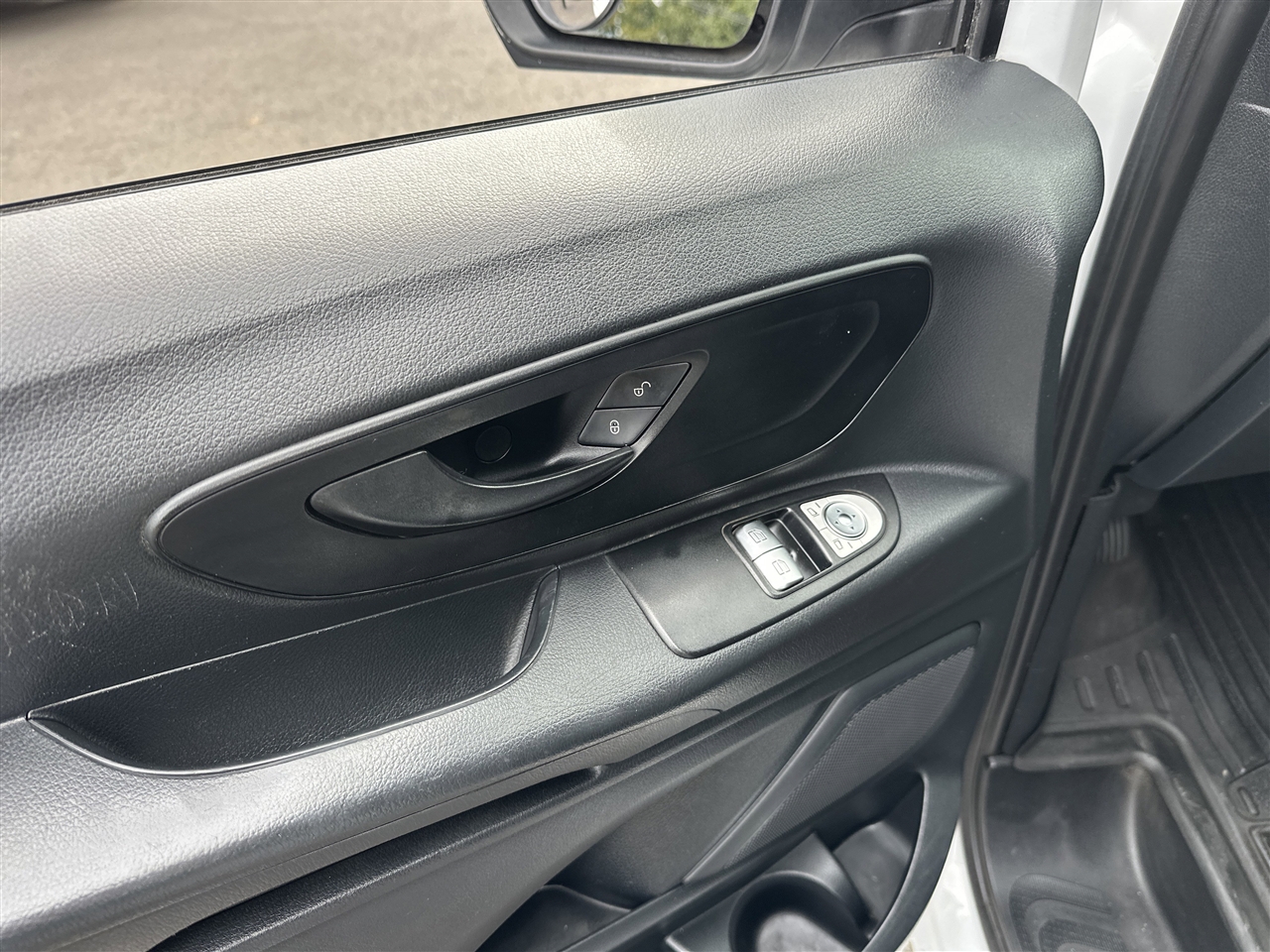 Mercedes-Benz Metris Cargo Van 2017 Mercedes-Benz Metris Cargo Van 2017