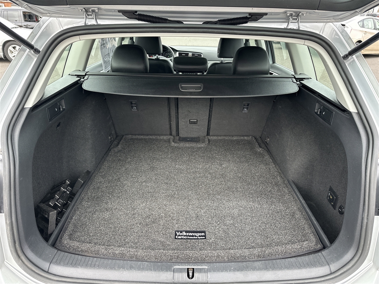 Volkswagen Golf SportWagen TSI SE 6A 2017 Volkswagen Golf SportWagen TSI SE 6A 2017