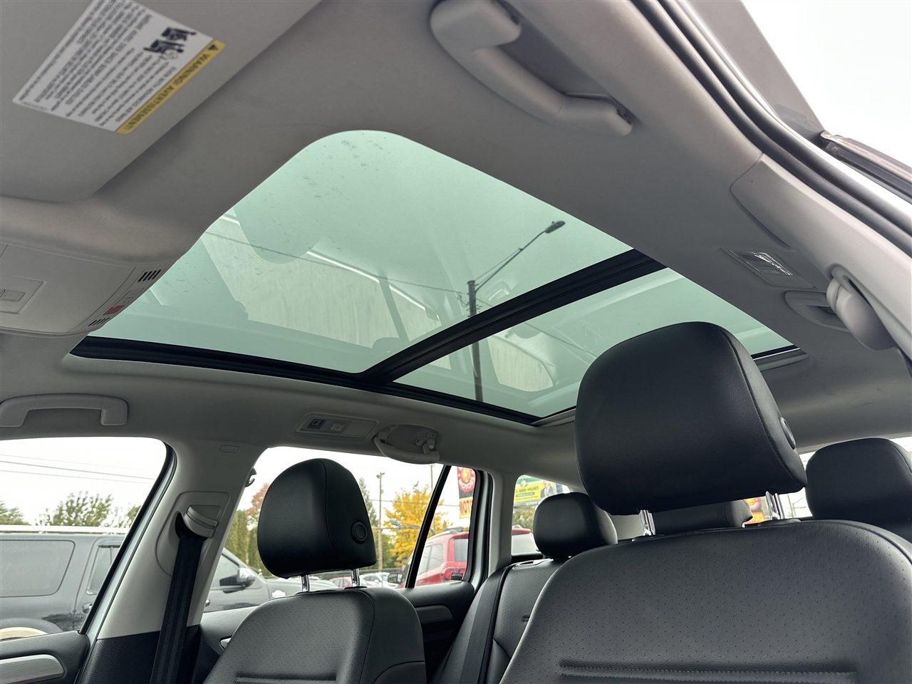 Volkswagen Golf SportWagen TSI SE 6A 2017 Volkswagen Golf SportWagen TSI SE 6A 2017