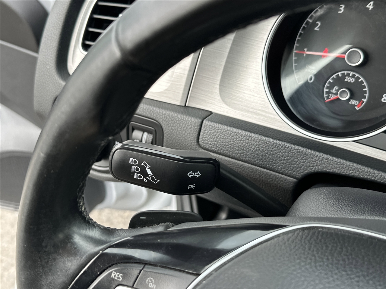 Volkswagen Golf SportWagen TSI SE 6A 2017 Volkswagen Golf SportWagen TSI SE 6A 2017