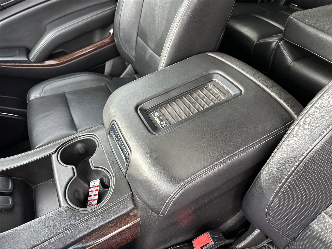 GMC Yukon SLT 4WD 2015