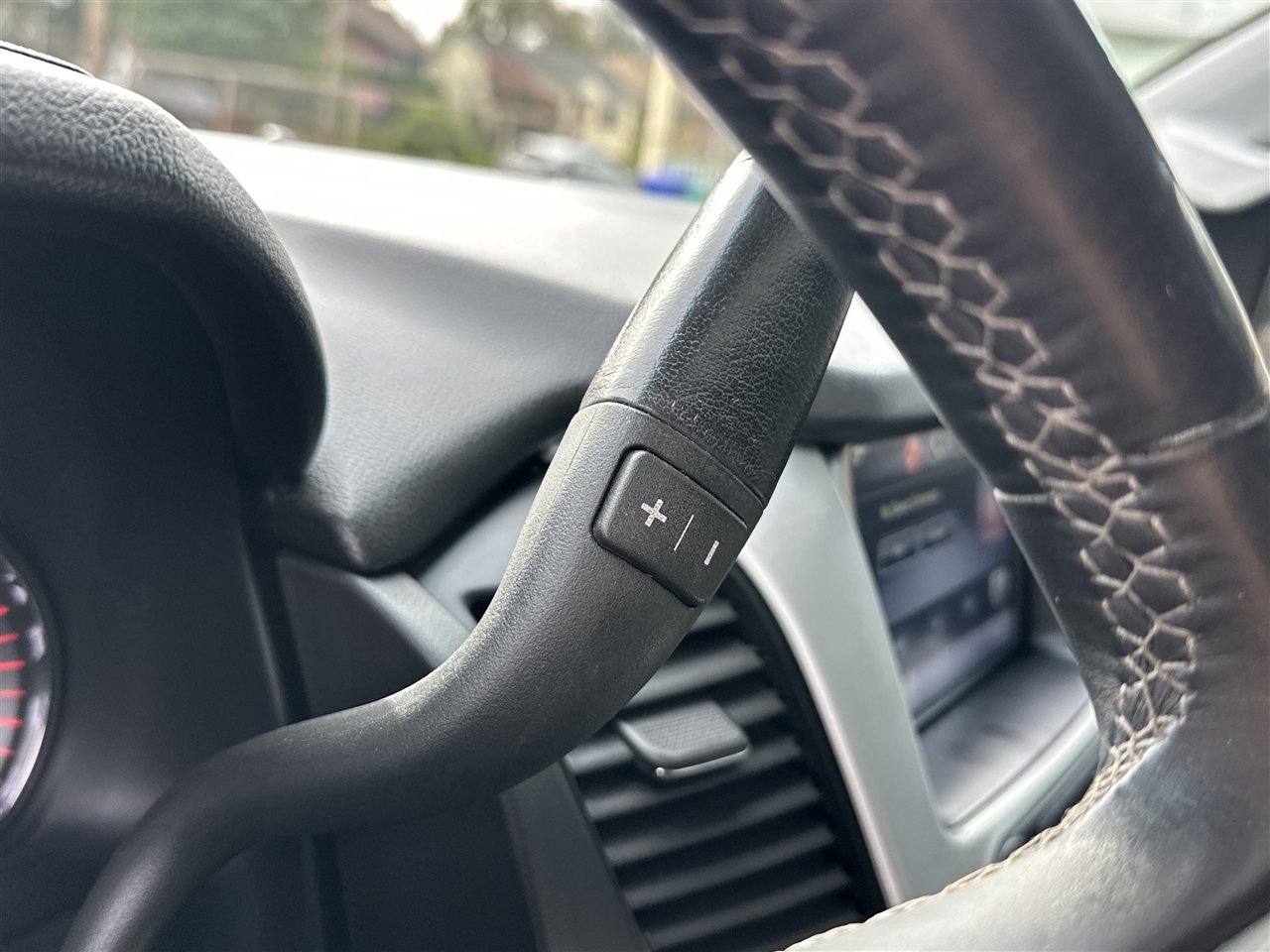 GMC Yukon SLT 4WD 2015