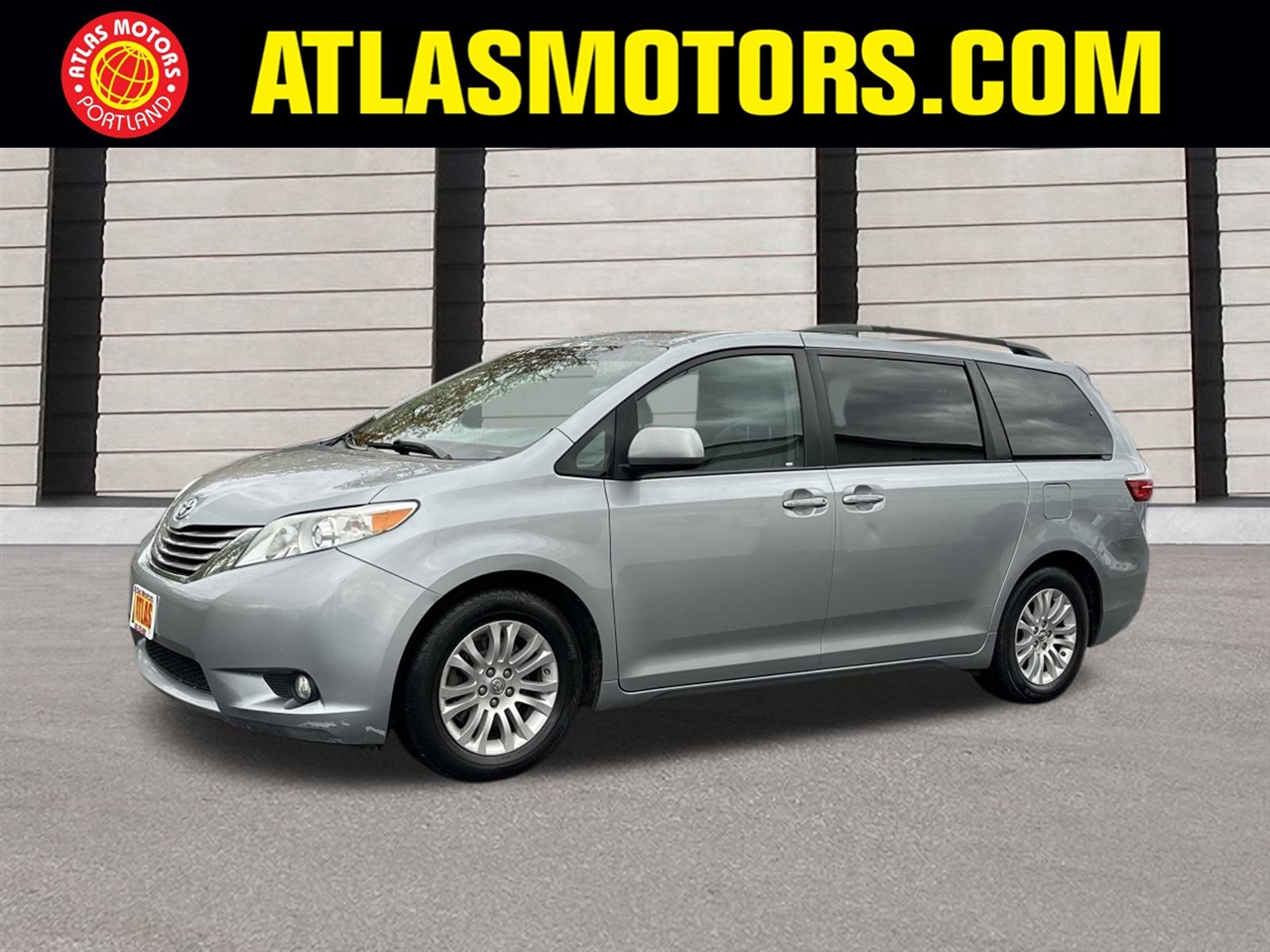 2016 Toyota Sienna XLE