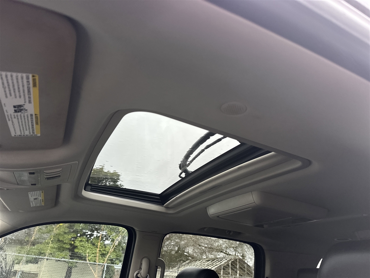 Chevrolet Suburban LT 1500 4WD 2014