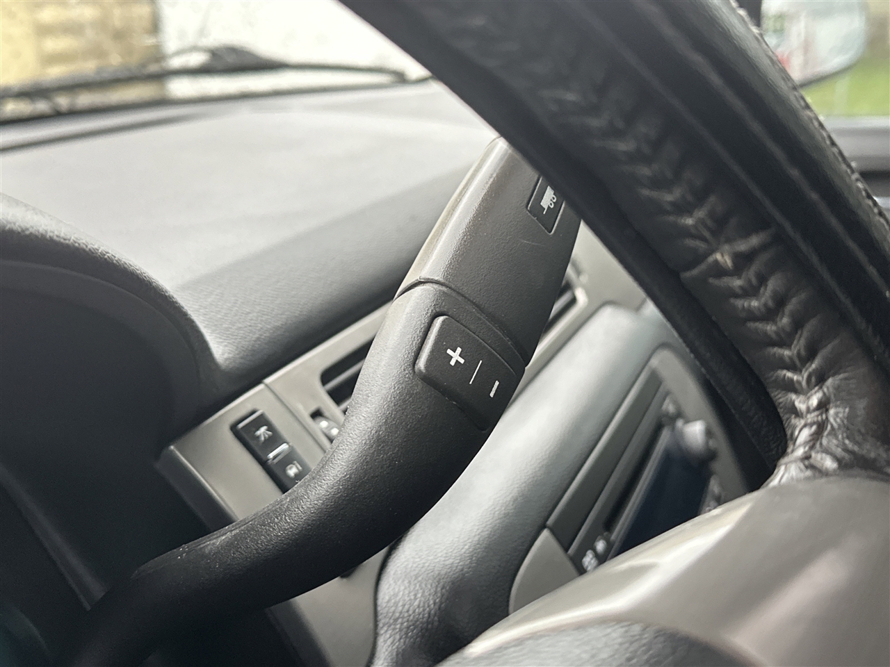 Chevrolet Suburban LT 1500 4WD 2014