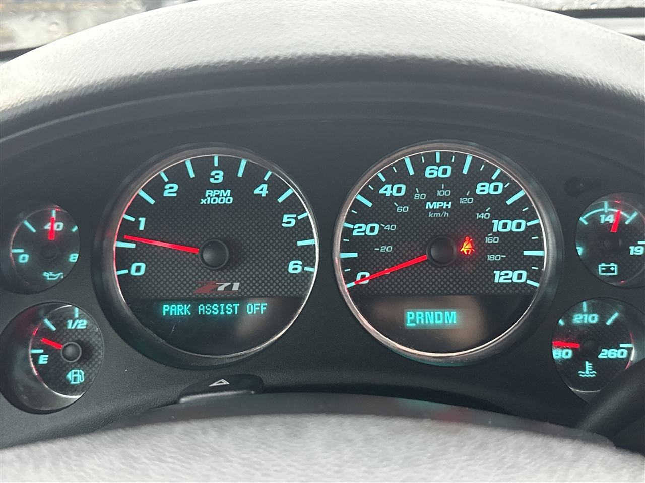 Chevrolet Suburban LT 1500 4WD 2014