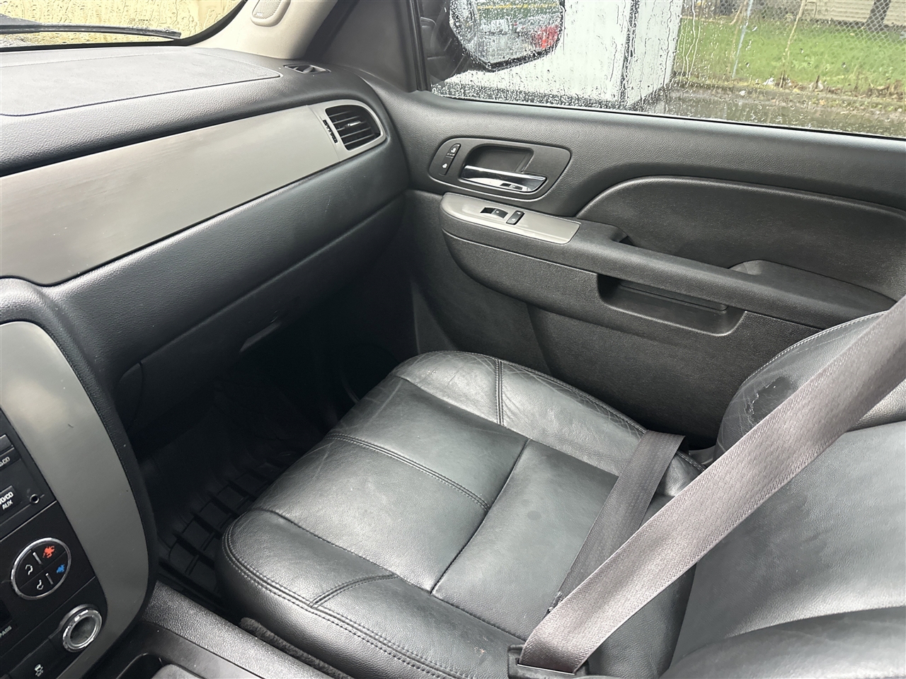 Chevrolet Suburban LT 1500 4WD 2014