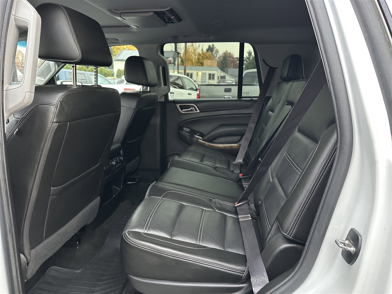 GMC Yukon Denali 4WD 2017