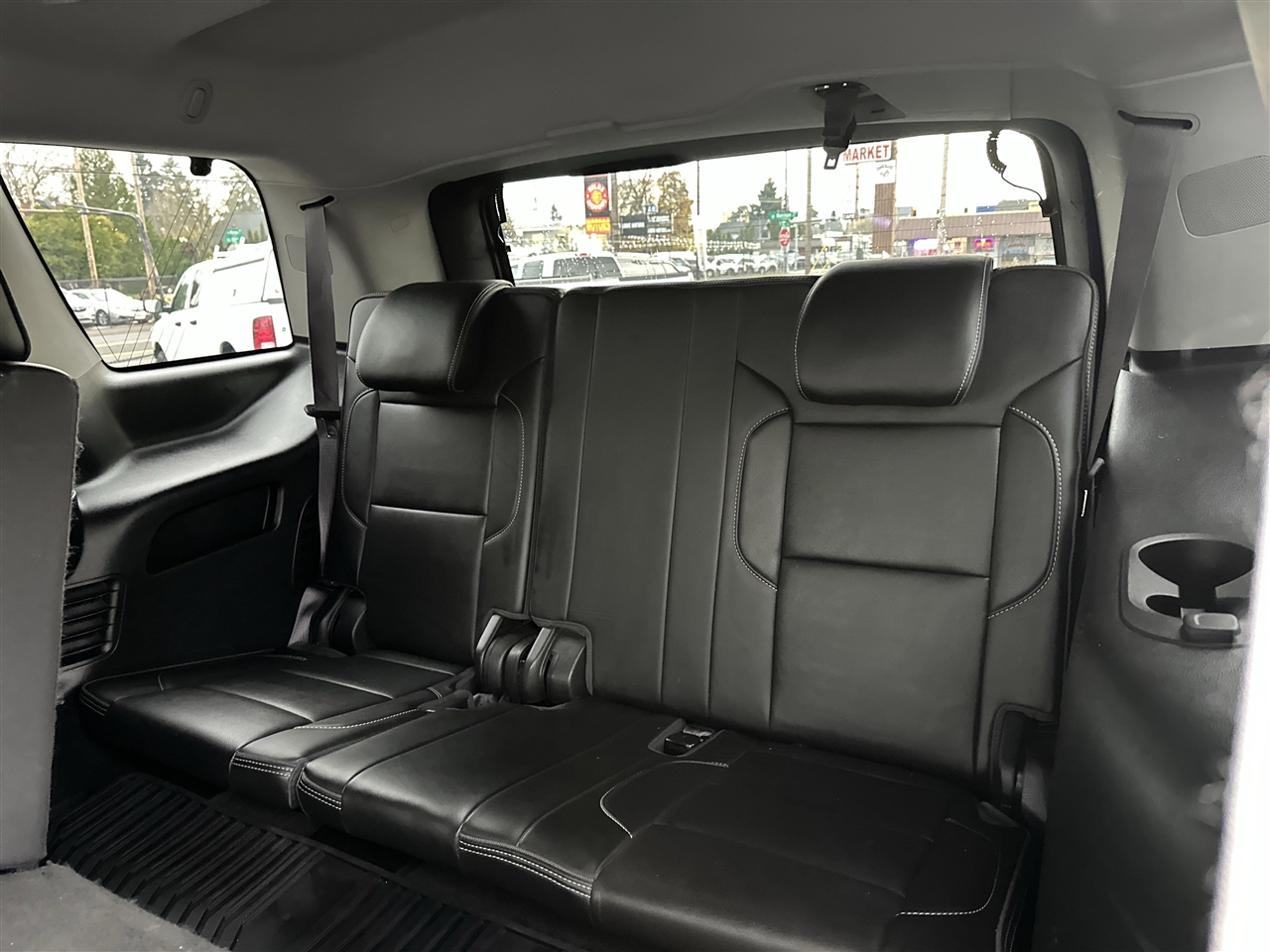 GMC Yukon Denali 4WD 2017