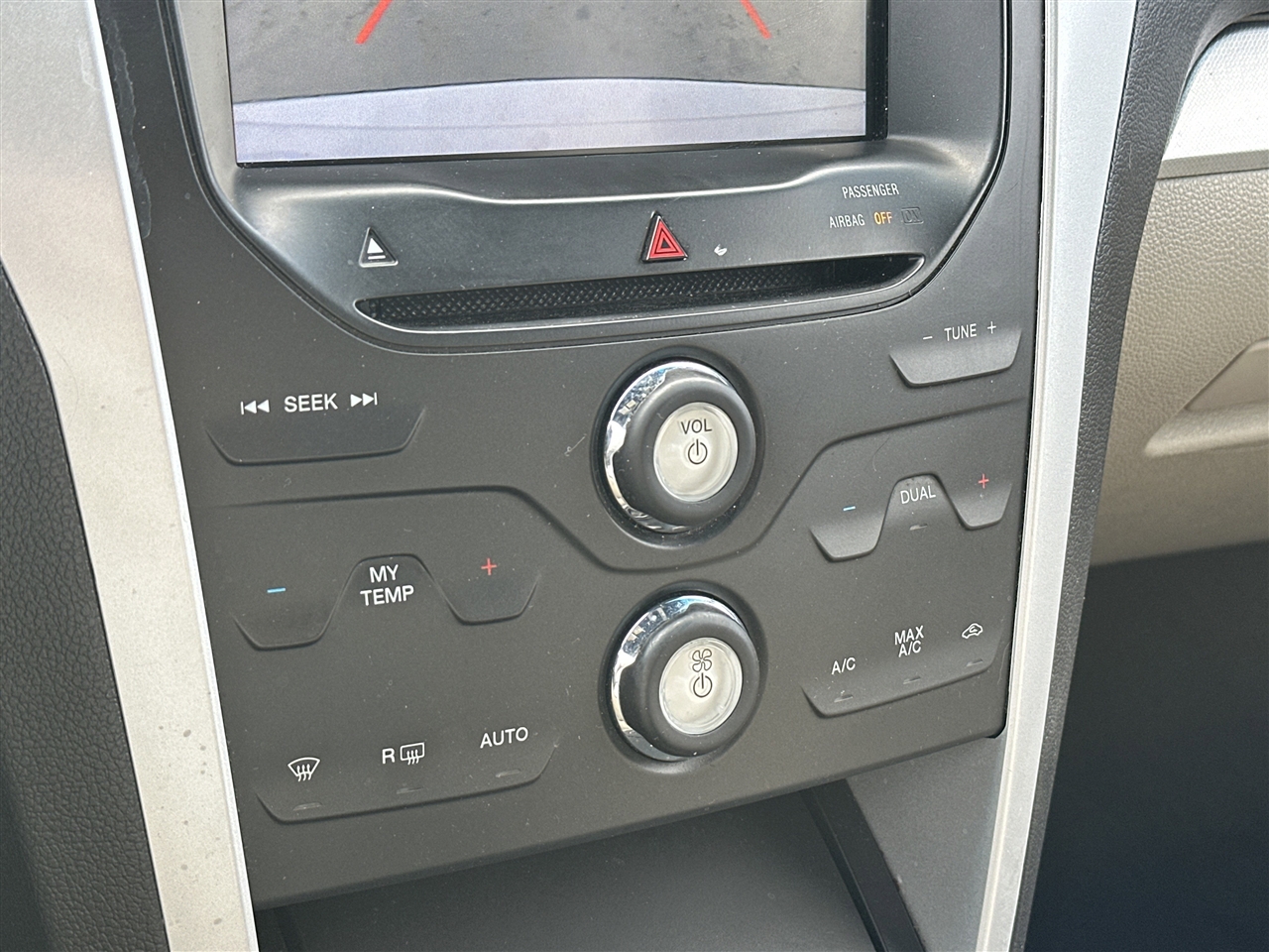 Ford Explorer 4dr 114" WB 4.0L XLT Sport AWD 2014