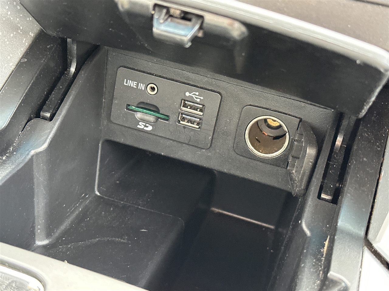 Ford Explorer 4dr 114" WB 4.0L XLT Sport AWD 2014