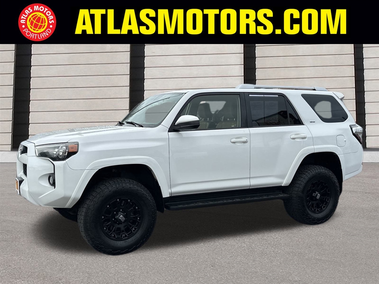 2017 Toyota 4Runner SR5's photo