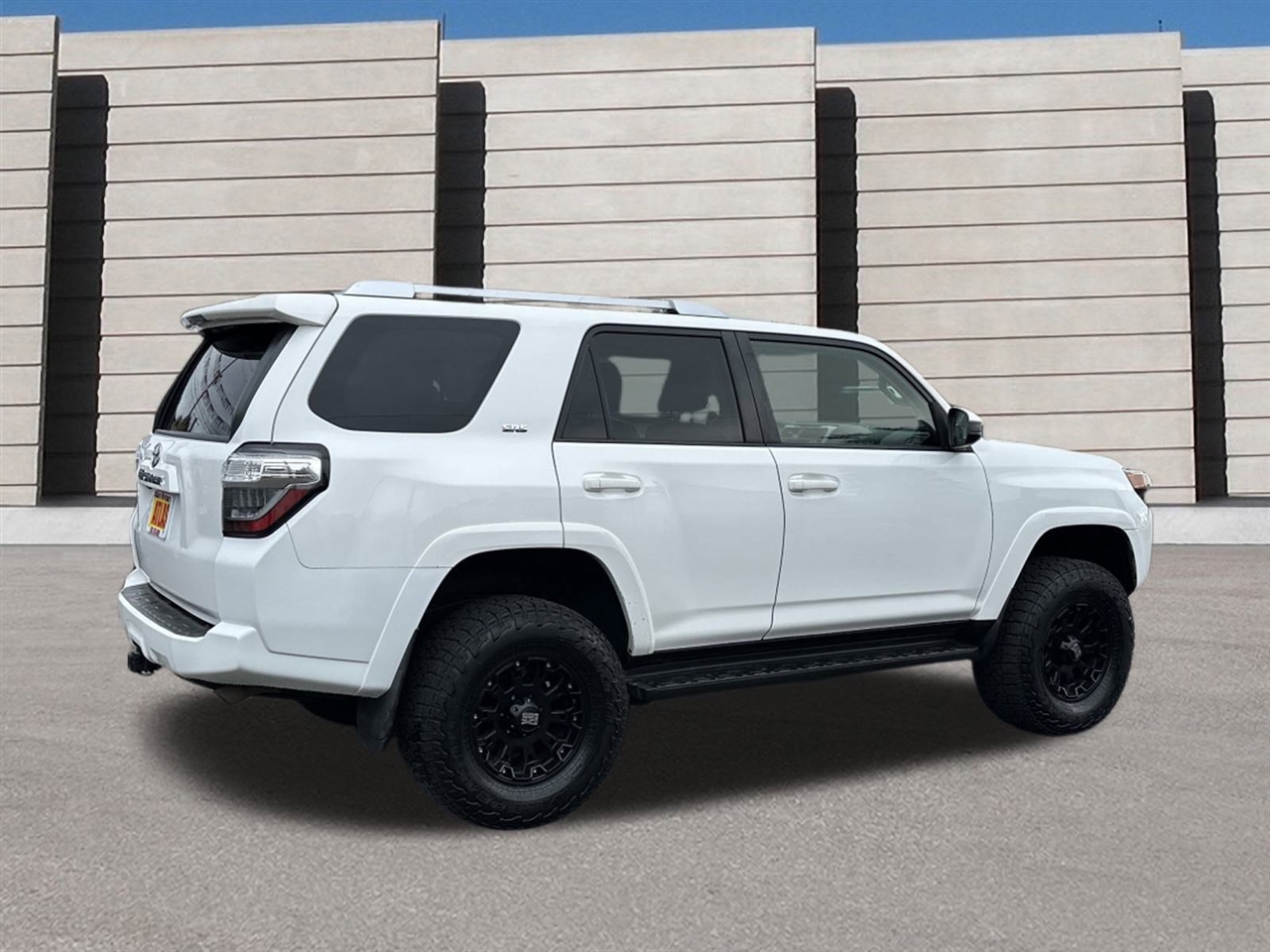 Toyota 4Runner SR5 4WD 2017