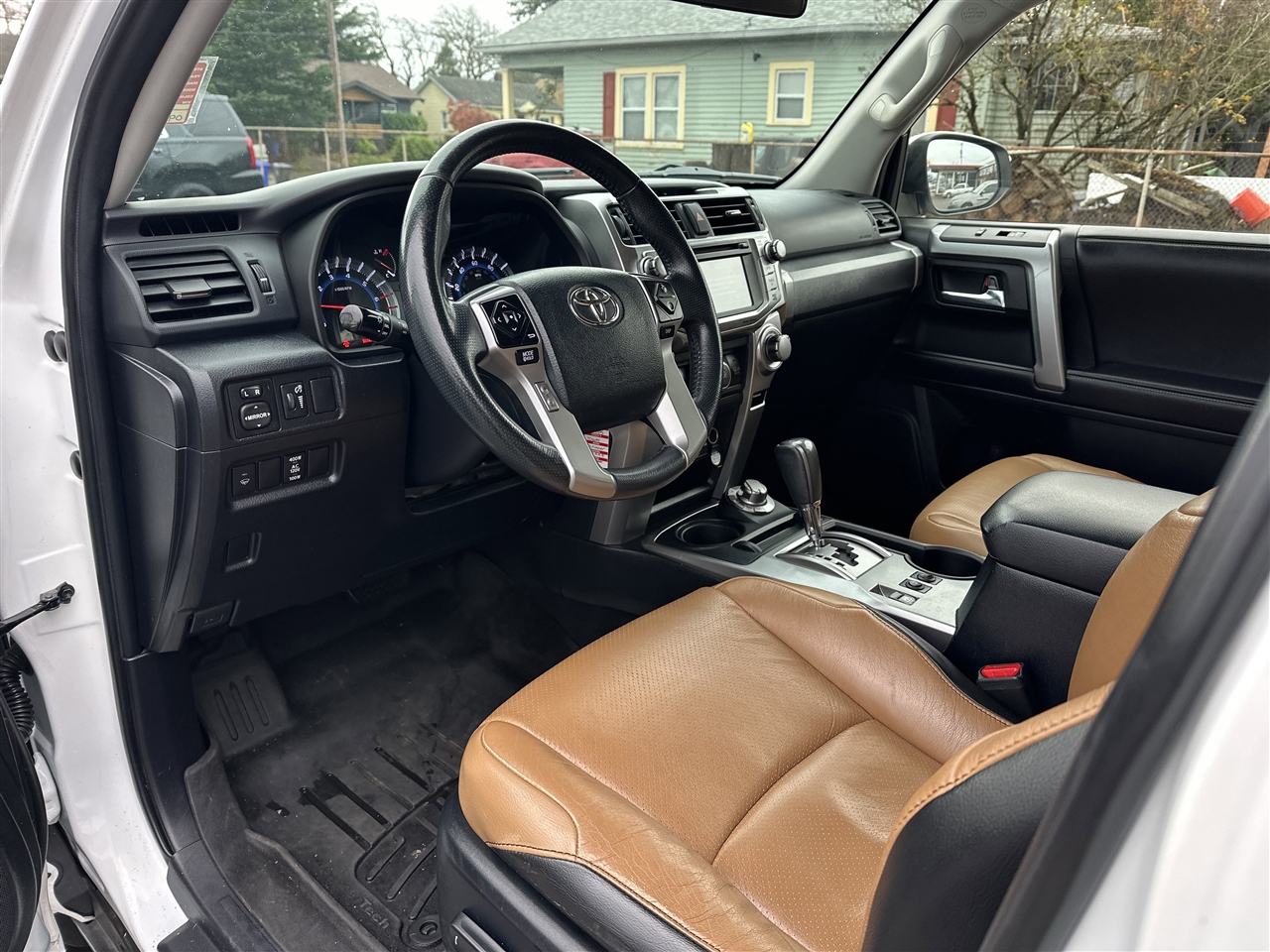 Toyota 4Runner SR5 4WD 2017