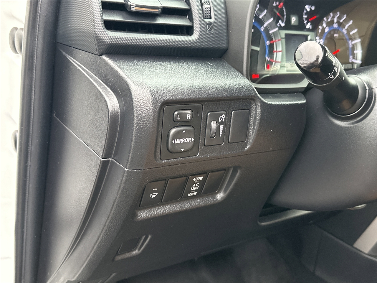 Toyota 4Runner SR5 4WD 2017