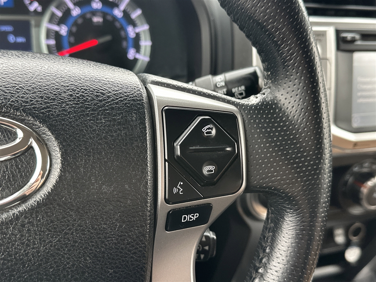 Toyota 4Runner SR5 4WD 2017