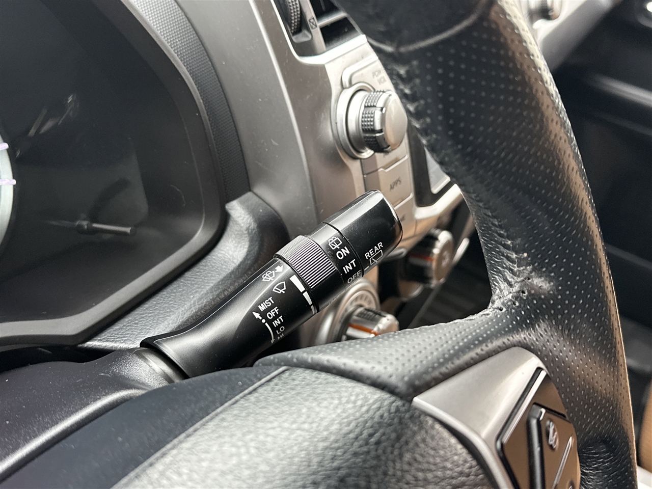 Toyota 4Runner SR5 4WD 2017