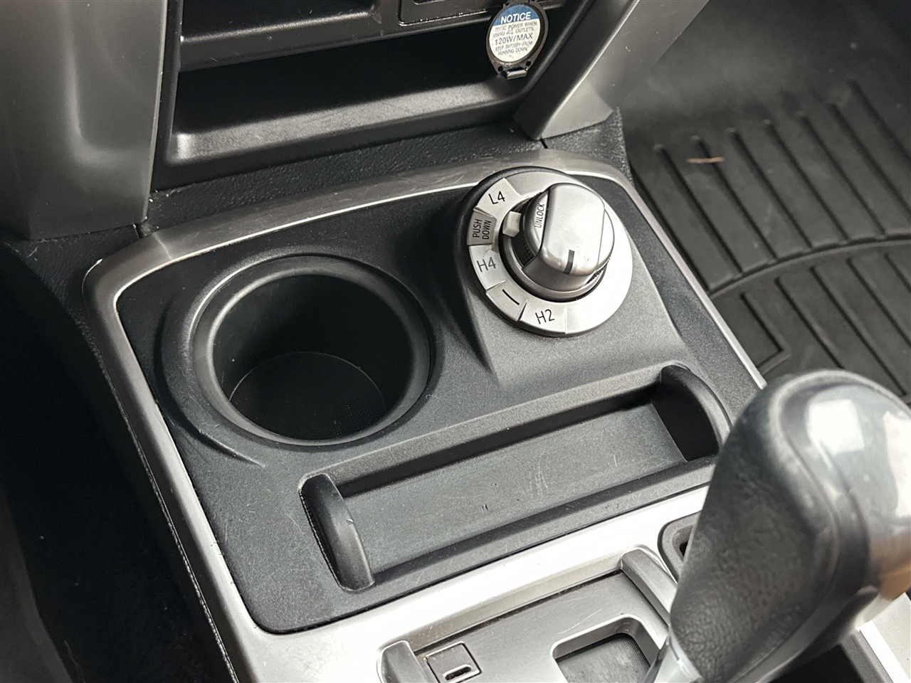 Toyota 4Runner SR5 4WD 2017