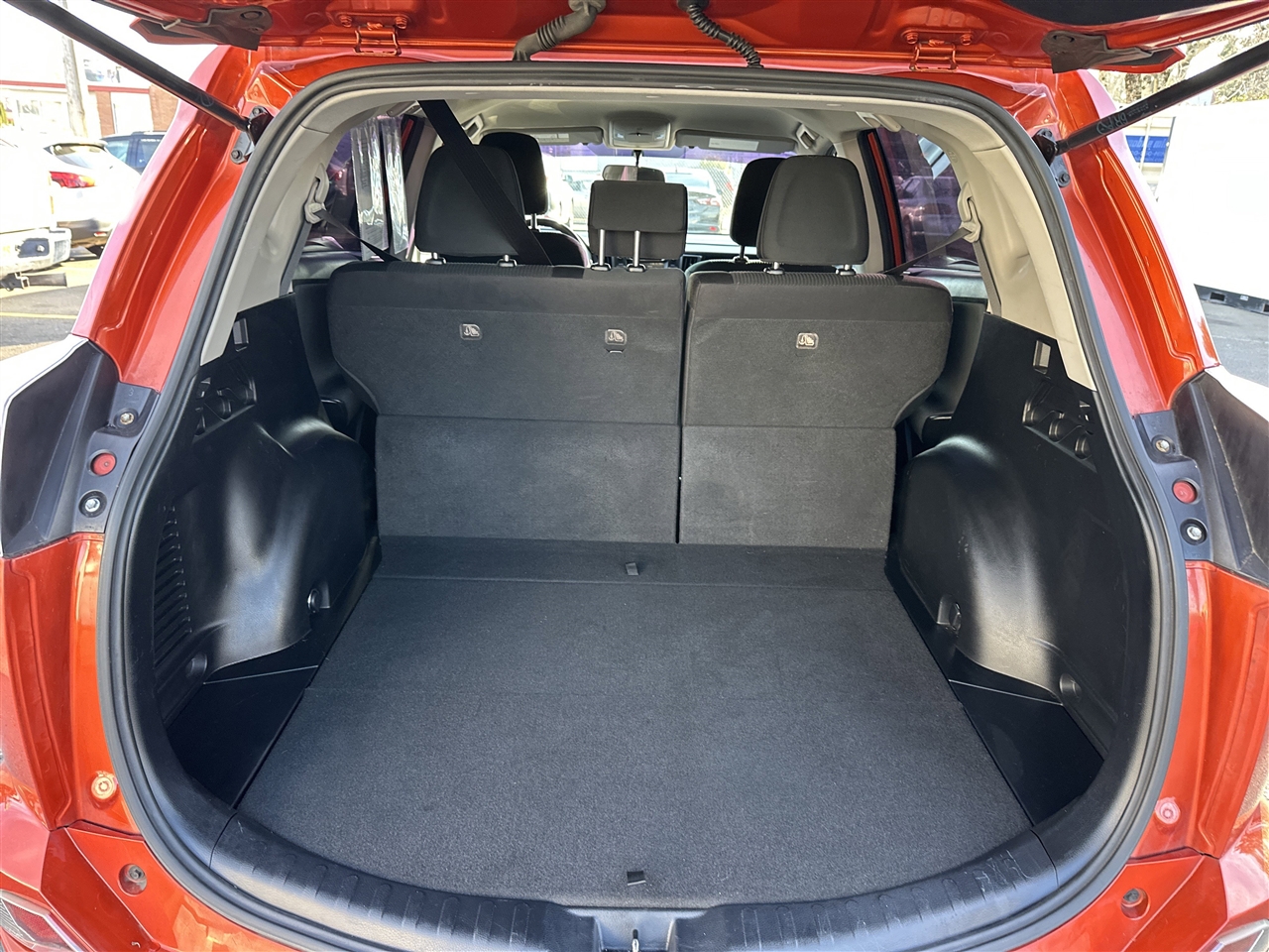 Toyota RAV4 LE FWD 2016