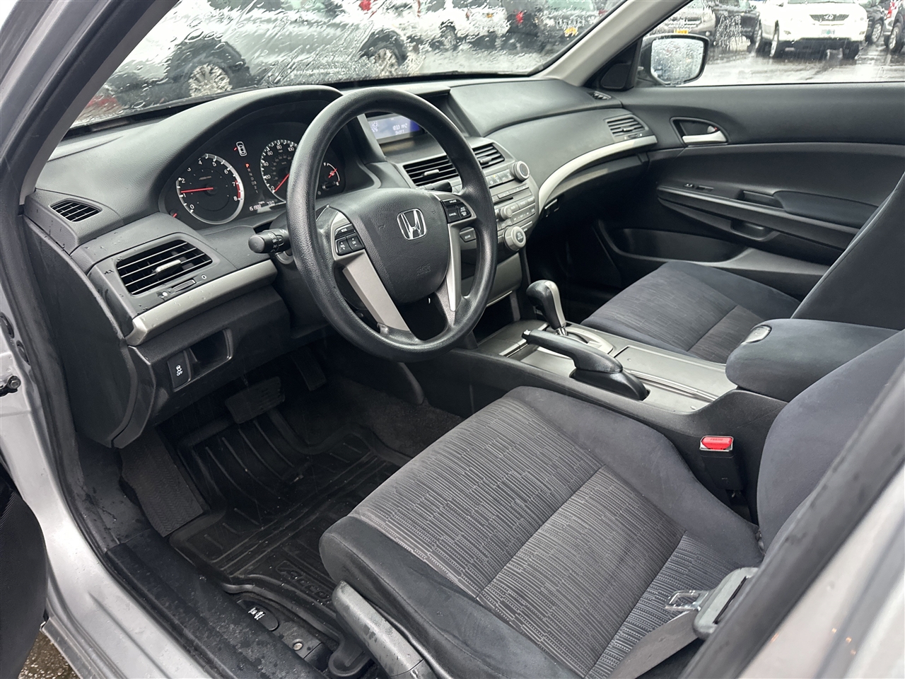 2012 Honda Accord LX photo 3