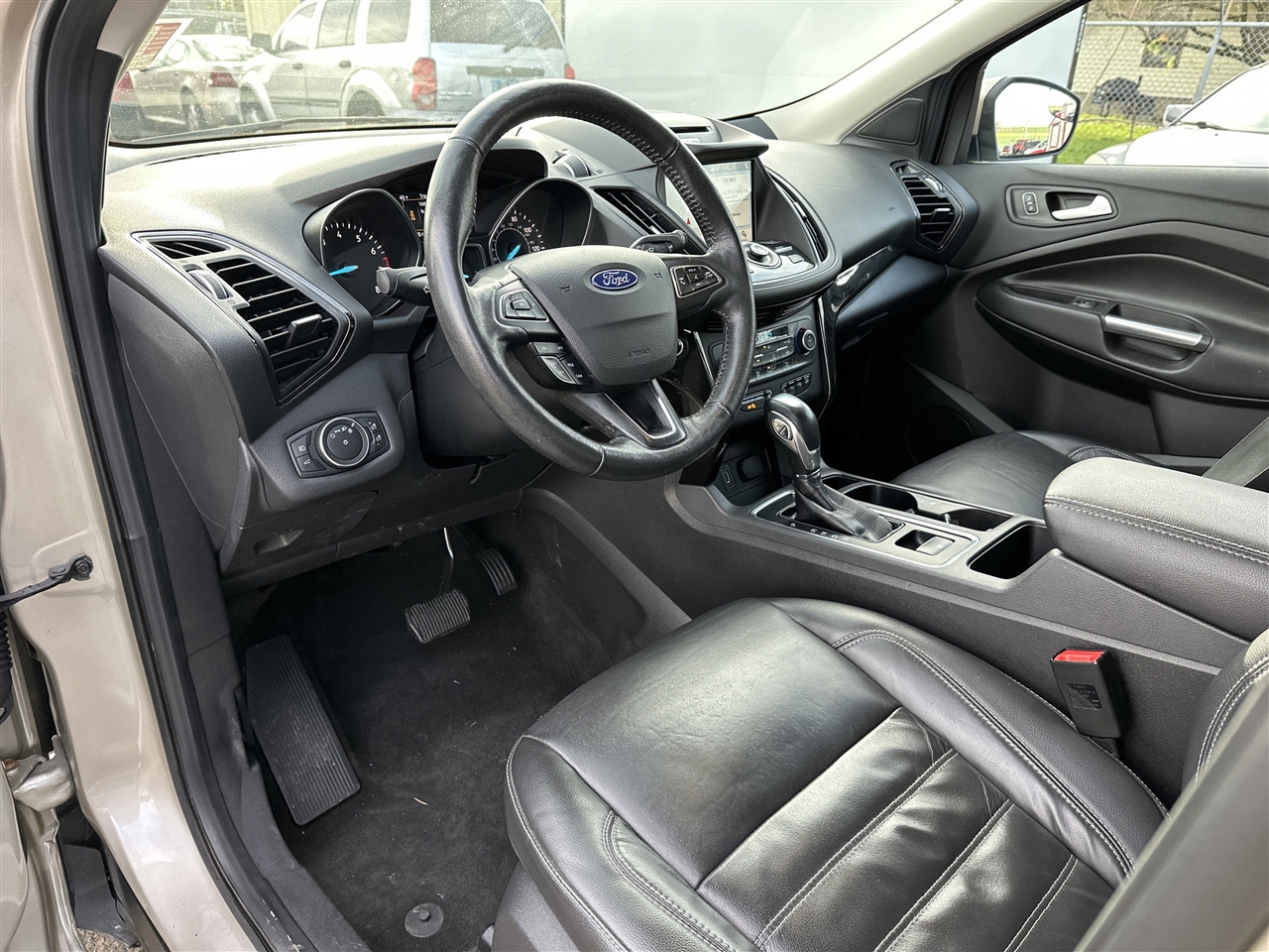 Ford Escape Titanium 4WD 2018
