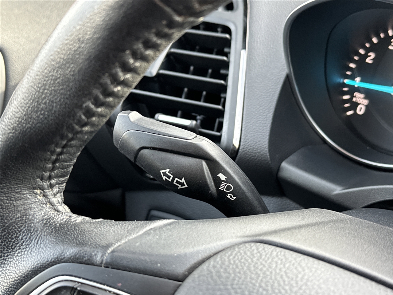 Ford Escape Titanium 4WD 2018